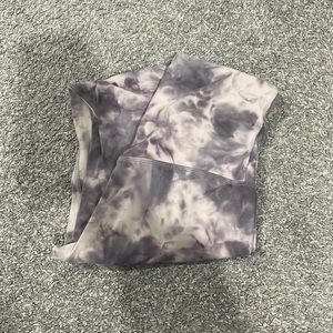 purple lululemon leggings